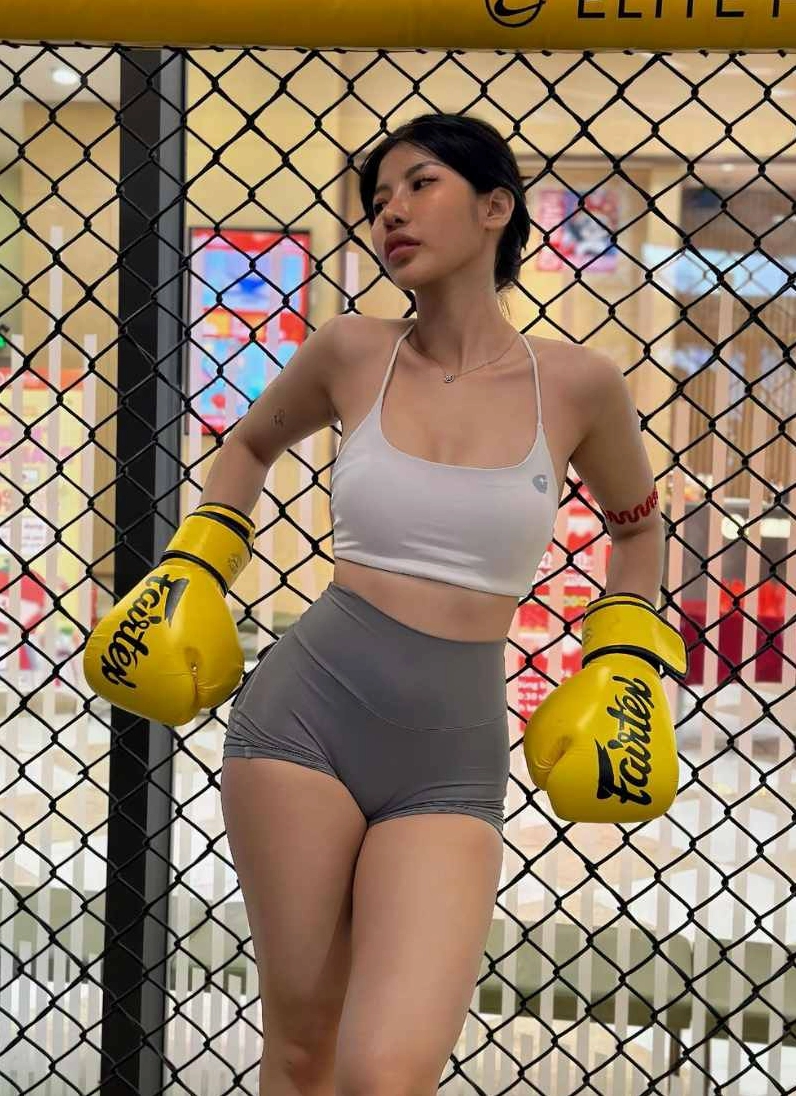 ảnh gái xinh ngầu tập gym