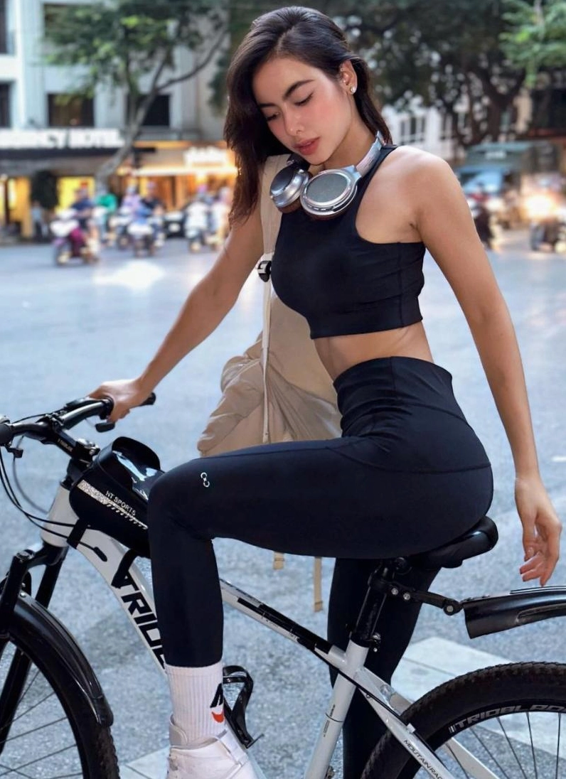 ảnh gái xinh ngầu tập gym