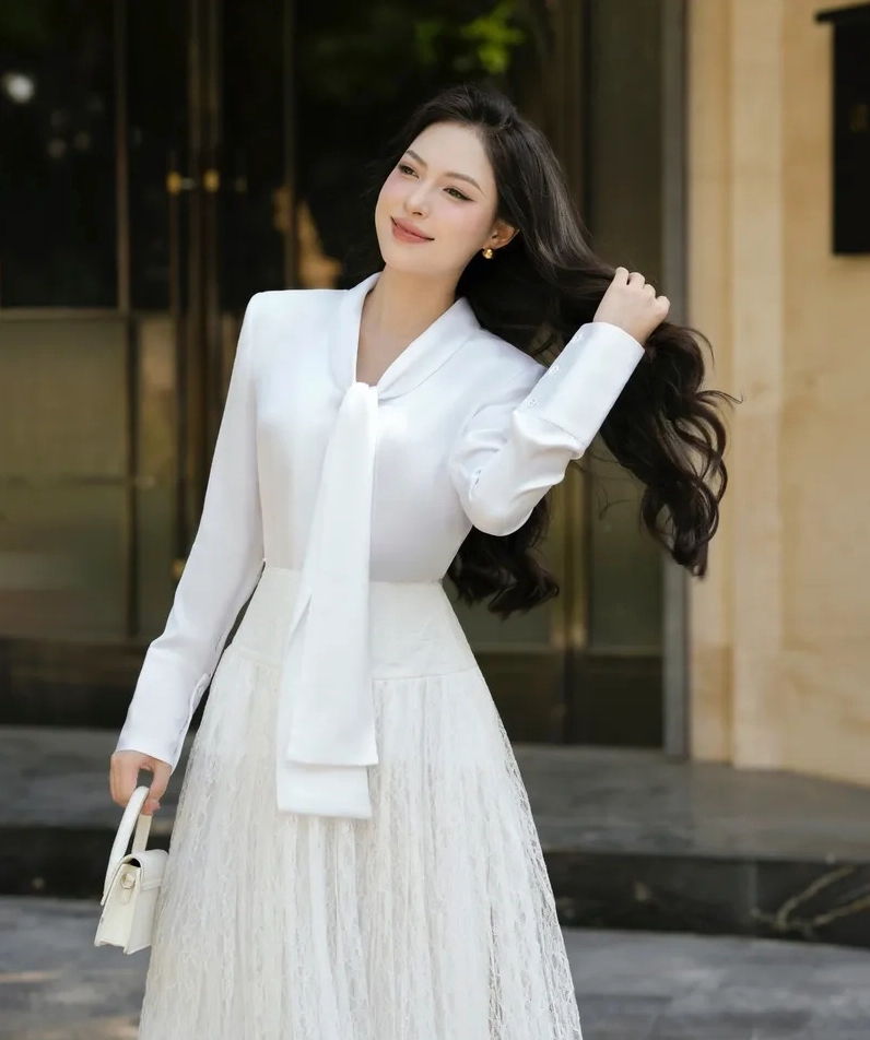 Ảnh gái xinh thời trang công sở hiện đại