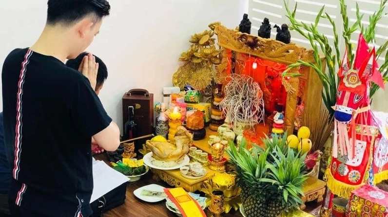 Bài văn khấn mùng 1 tháng 7 chuẩn theo Văn khấn cổ truyền Việt Nam