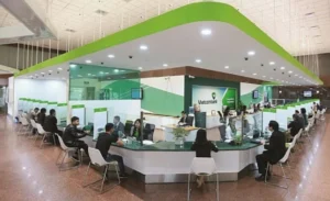 cap-nhat-moi-nhat-gio-lam-viec-cua-ngan-hang-vietcombank-nam_453