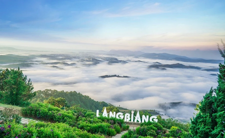 Đỉnh Langbiang