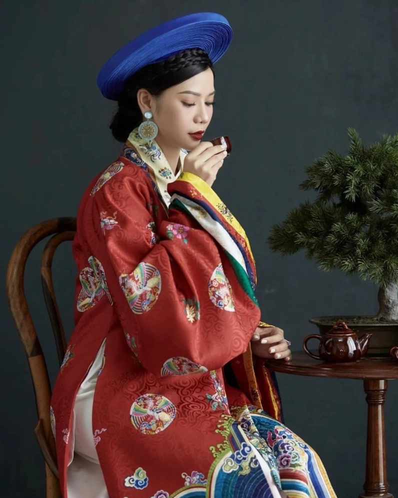 gái xinh mặc áo dài 10