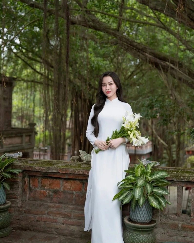 gái xinh mặc áo dài 26