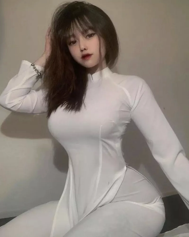 Gái xinh múp style nữ tính đúng chuẩn gu Á Đông