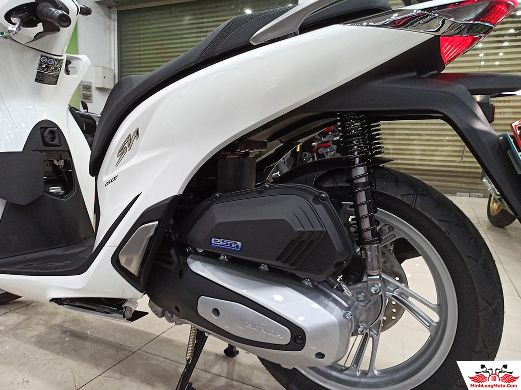 Khối động cơ mạnh mẽ của Honda SH 150i