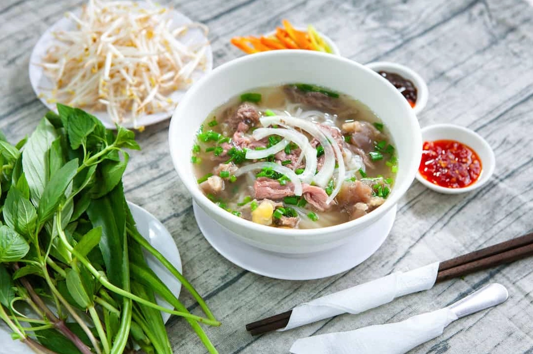 Khuôn viên xanh mát quanh Lăng Bác