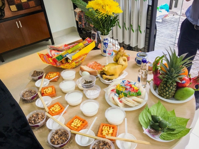Lễ tạ sau khi sửa nhà xong