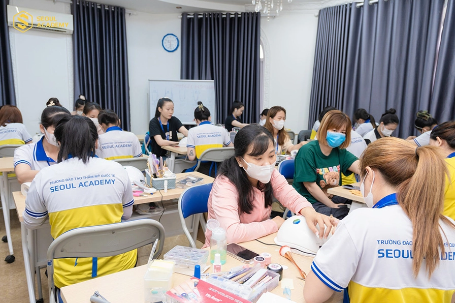 Lưu ý những ngày kiêng kỵ không nên cắt móng tay