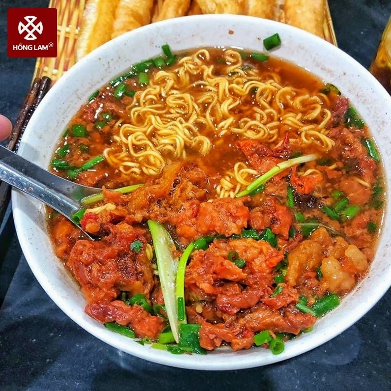 Mì tôm sốt vang - Món ngon ấm bụng khi ăn đêm Hà Nội