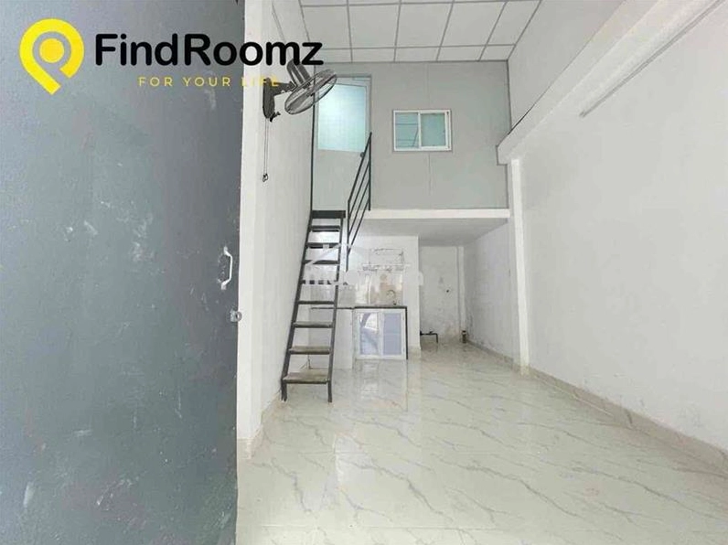 Nguyên căn 1 trệt 1 lầu ngay Bùi Quang Là
