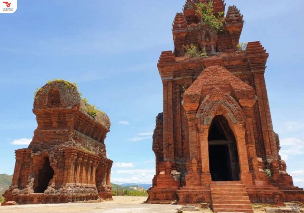 Quy Nhơn thuộc tỉnh nào - tháp bánh ít quy nhơn