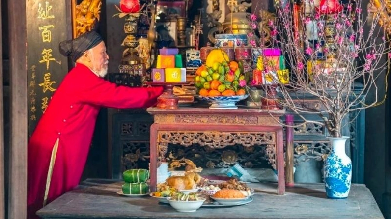 Tại sao chuyển bàn thờ cần có văn khấn?