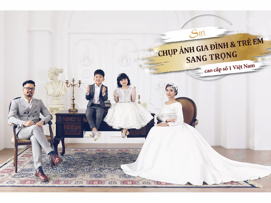 Tháng 12 lưu giữ khoảnh khắc yêu thương cùng Suri studio