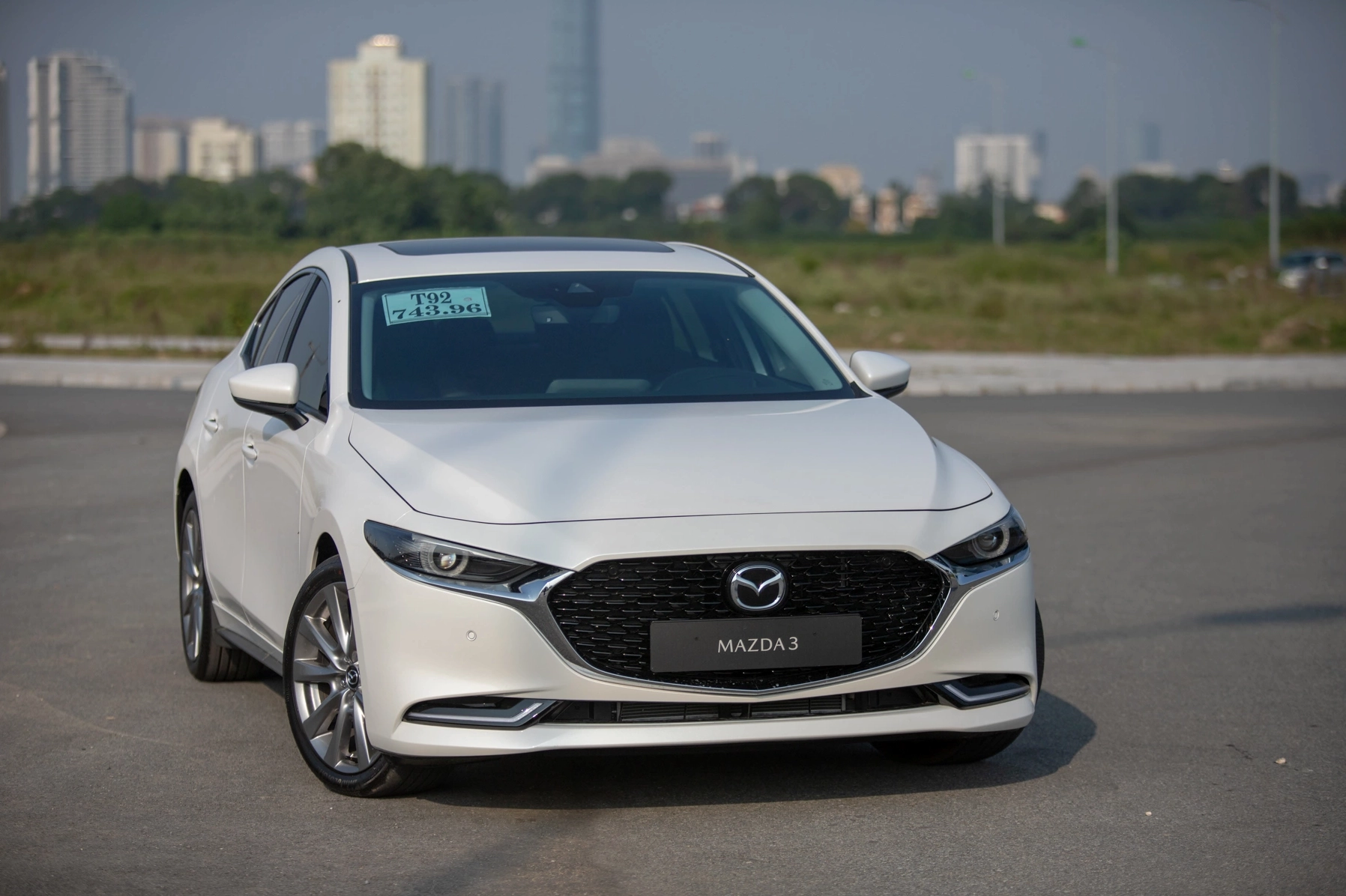 Thiết kế ngoại thất sang trọng của Mazda 3