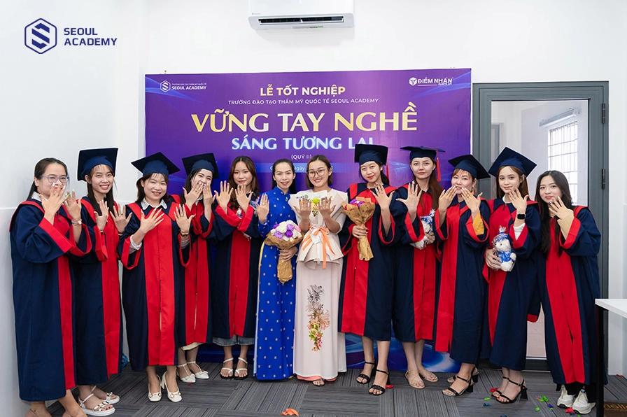 Thời điểm cắt móng tay trong ngày hợp phong thủy