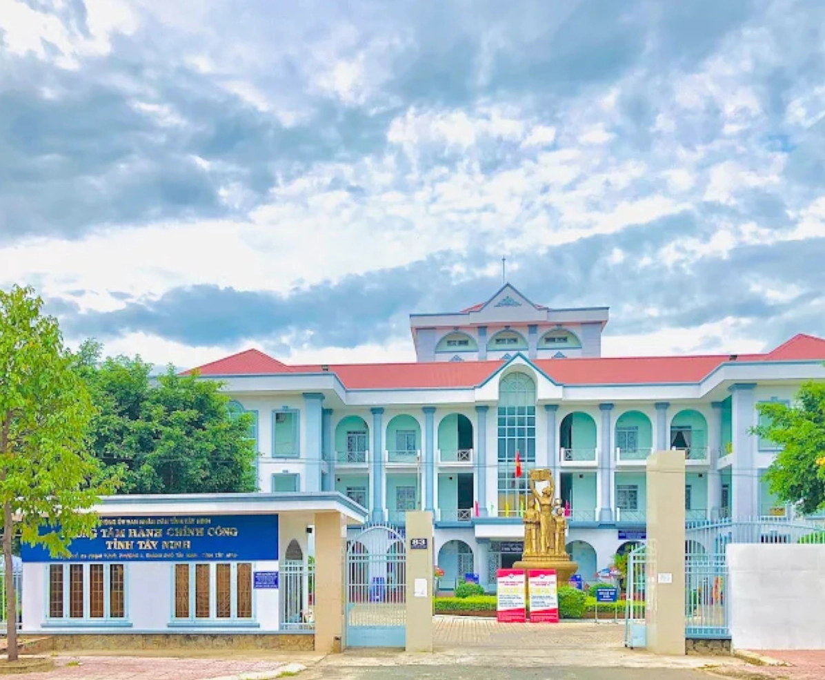 Trung tâm hành chính công tỉnh Tây Ninh
